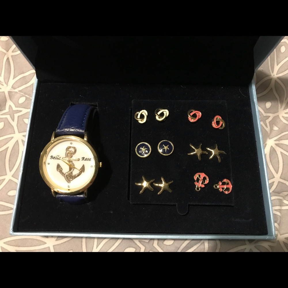 Accessory Set - Picture 4 of 5